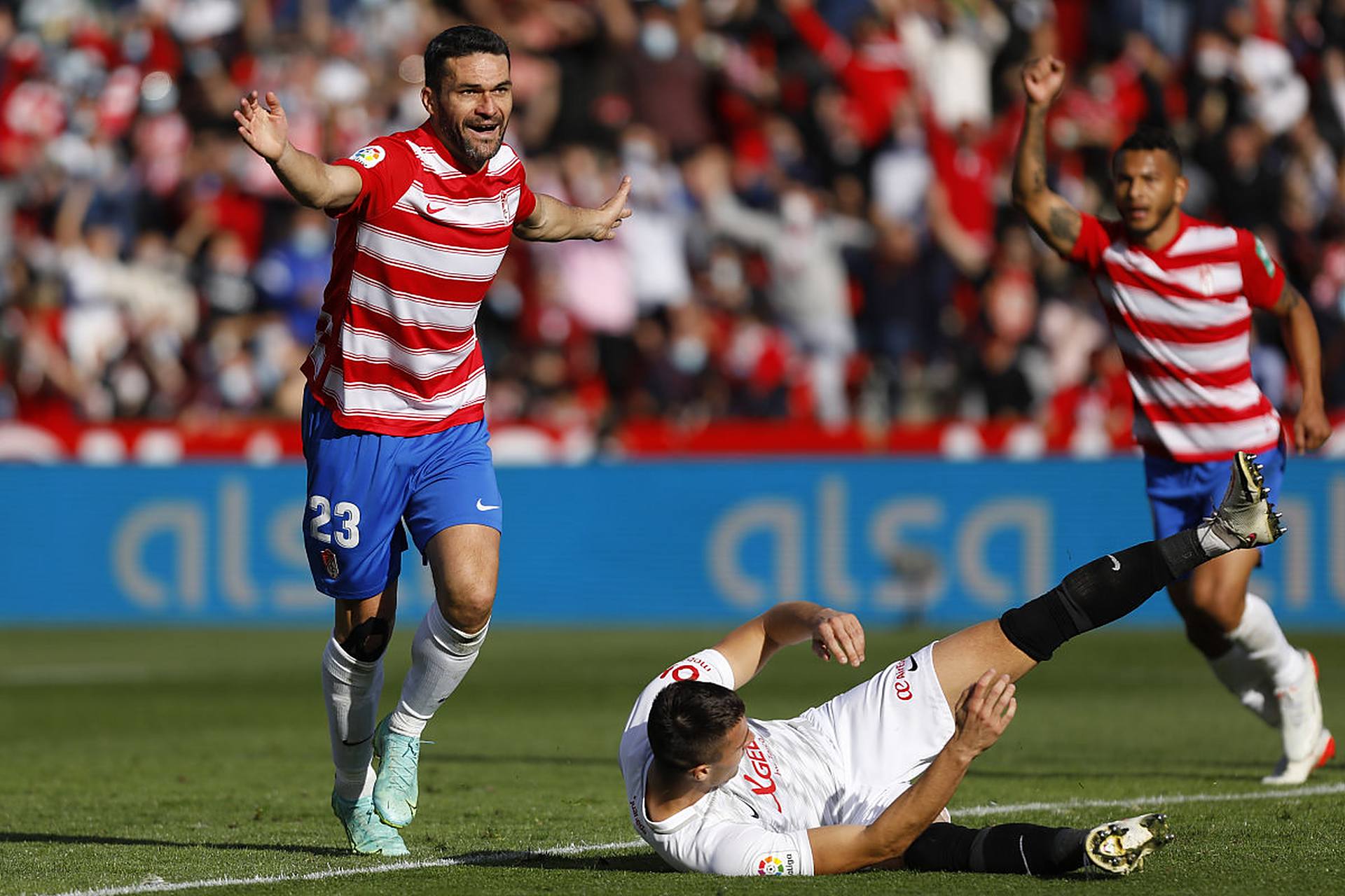 比利亚雷亚尔迎欧联关键赛，赛后篮板制胜，态度坚定，球队文化再被提及的简单介绍-开元直播赛事